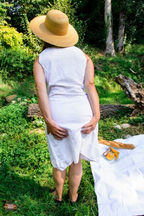 hairy granny porn videos